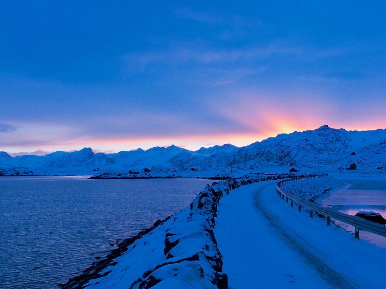 Seaside View Lofoten Bostad エクステリア 写真